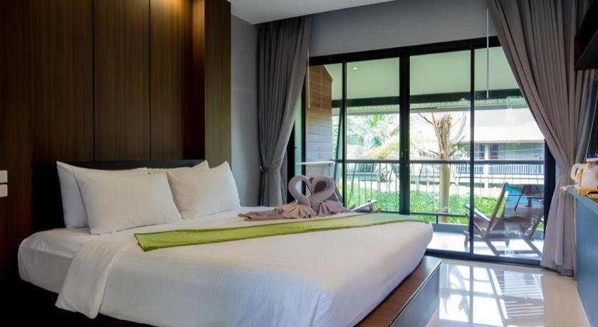 The Breeze Lipe Resort Exterior foto
