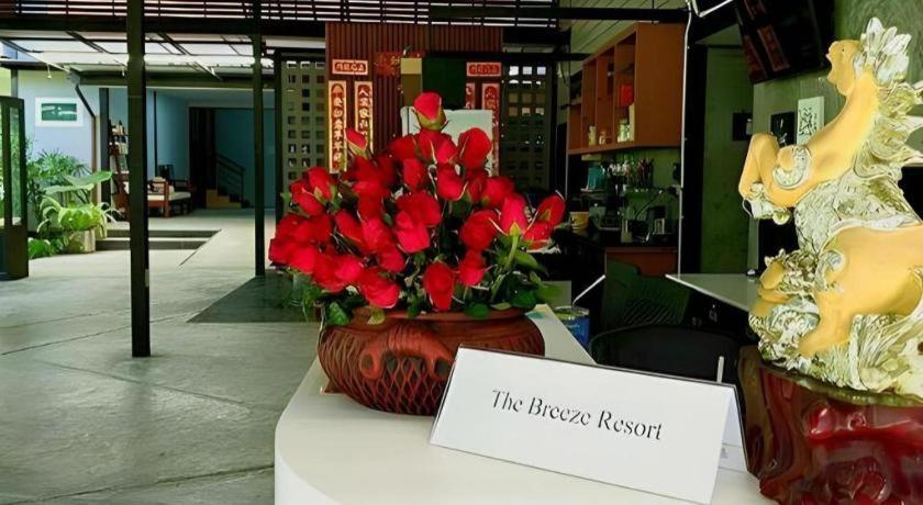 The Breeze Lipe Resort Exterior foto